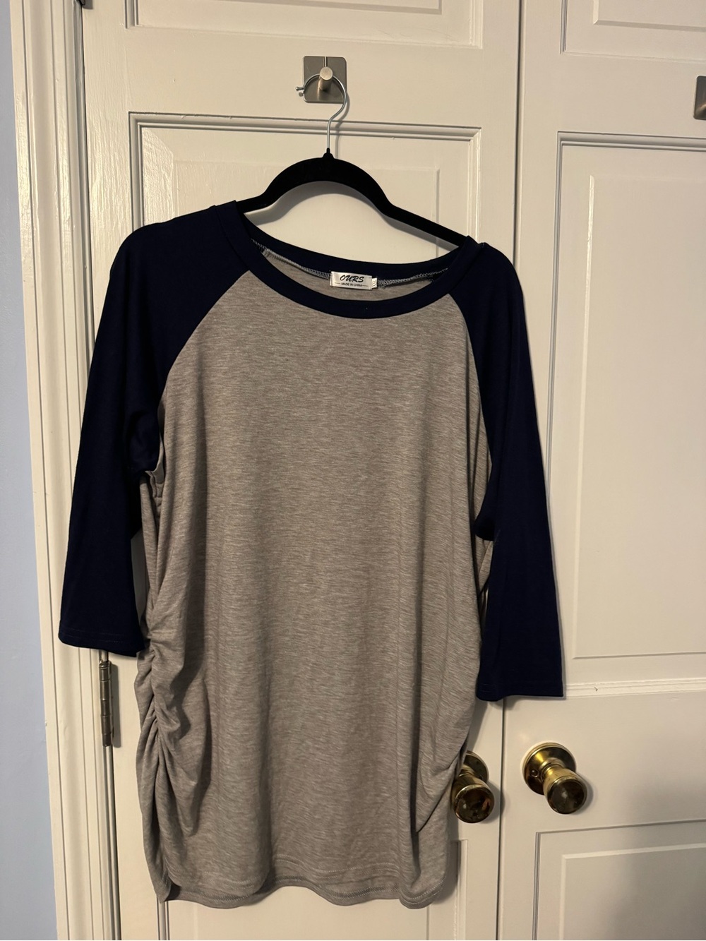 Women’s Gray & Navy Raglan Baseball Tee with Ruched Sides — XXL - Picture 8 of 8